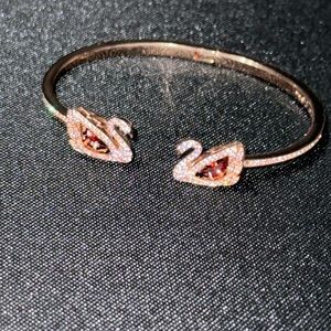 Swan bracelet/ bangle